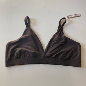 Skims Fits Everybody Triangle Bralette in Expresso NWT